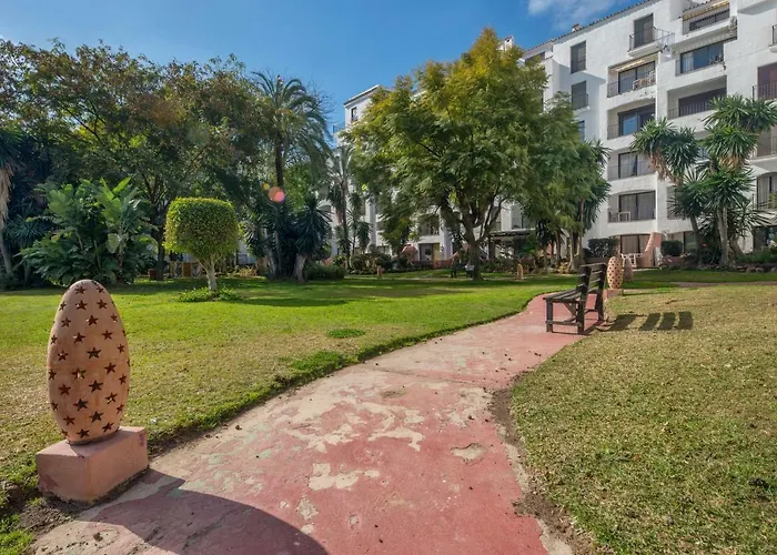 Jardines Del Puerto Apartament Marbella