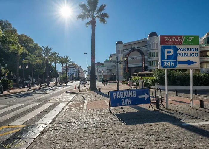 Jardines Del Puerto מארבלה